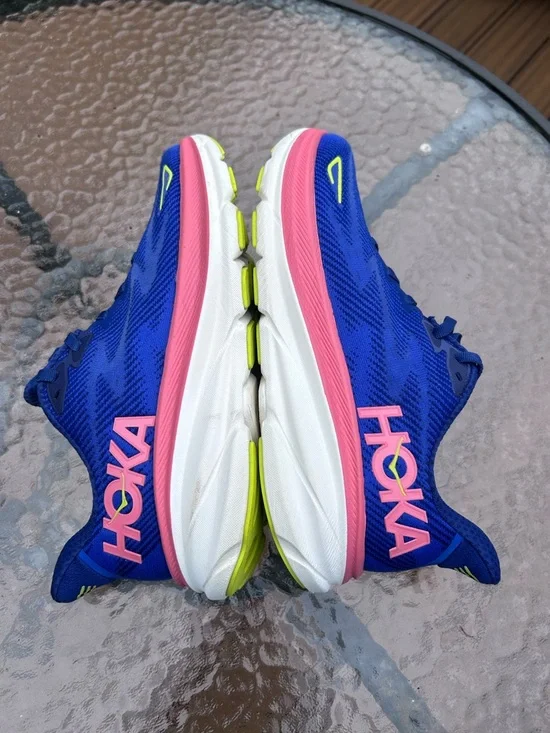 Hoka EUC Women’s Size 8.5 Clifton 9 Blue Coral Mesh Running Shoe MSRP $165 - Picture 1 of 12